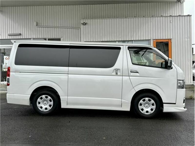 HIACE VAN-4