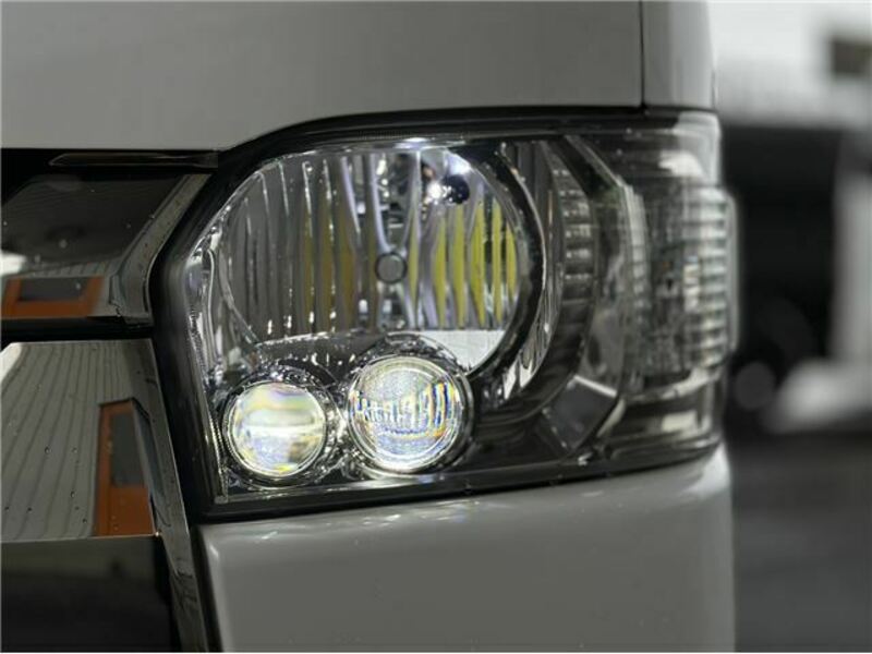 HIACE VAN-6