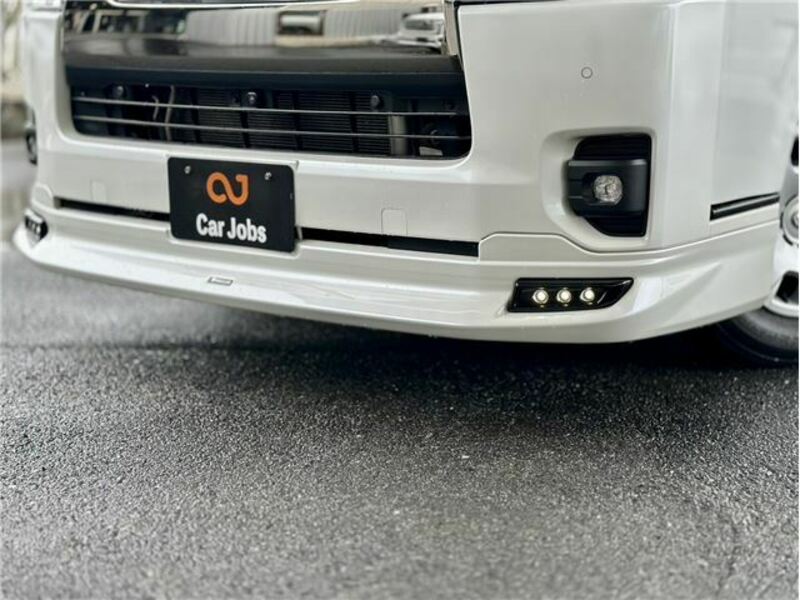 HIACE VAN-9