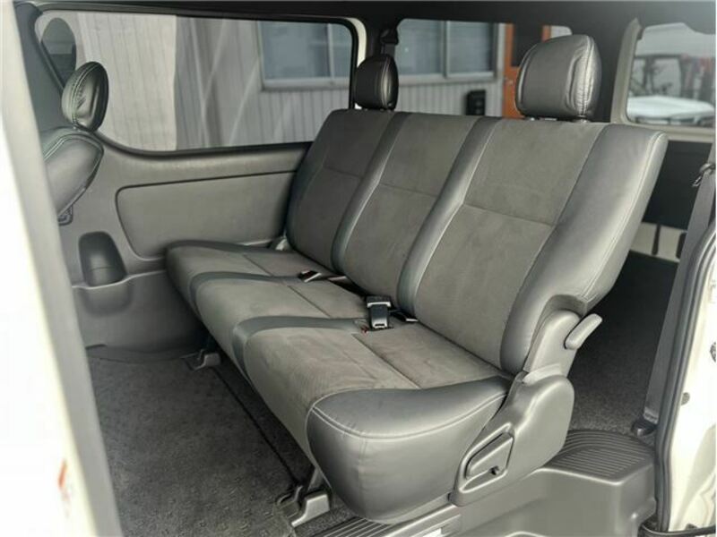 HIACE VAN-24