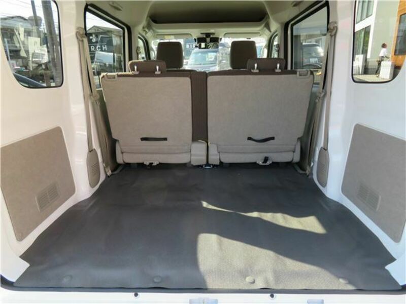 CLIPPER VAN