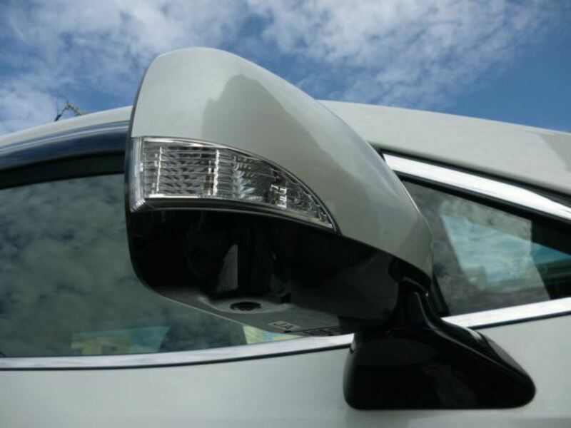 ELGRAND-40