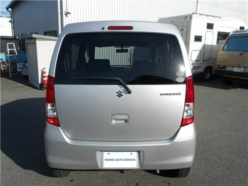 WAGON R