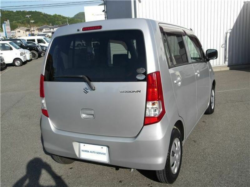 WAGON R