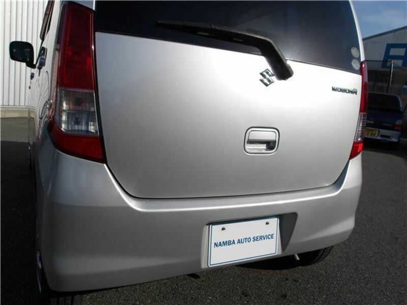 WAGON R