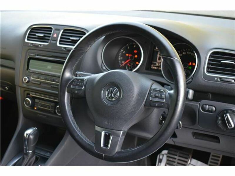 GOLF CABRIOLET-19