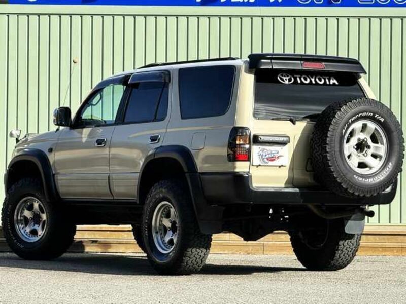 HILUX SURF