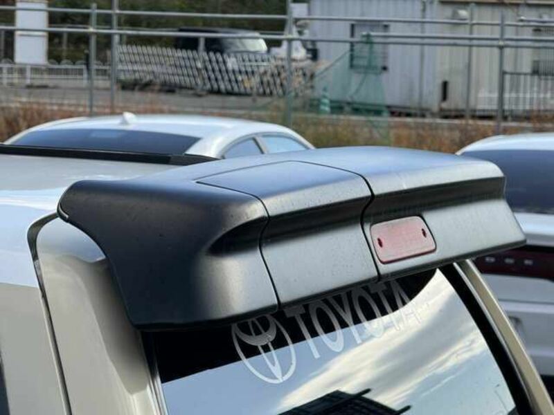 HILUX SURF