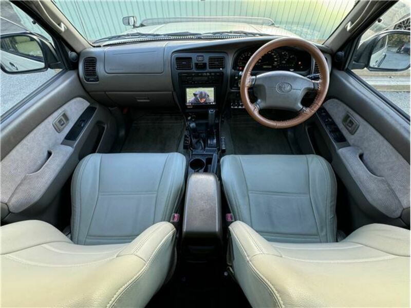 HILUX SURF