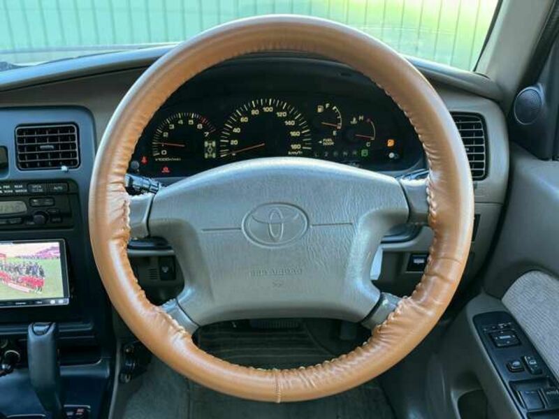 HILUX SURF