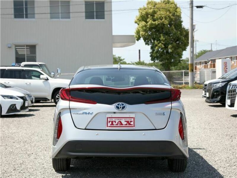PRIUS PHV