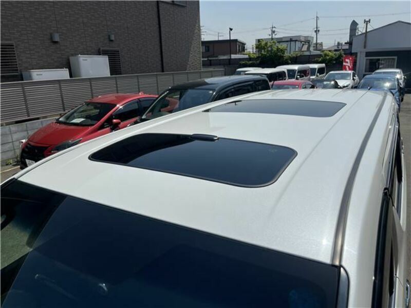 VELLFIRE-26