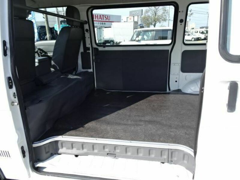 BONGO VAN