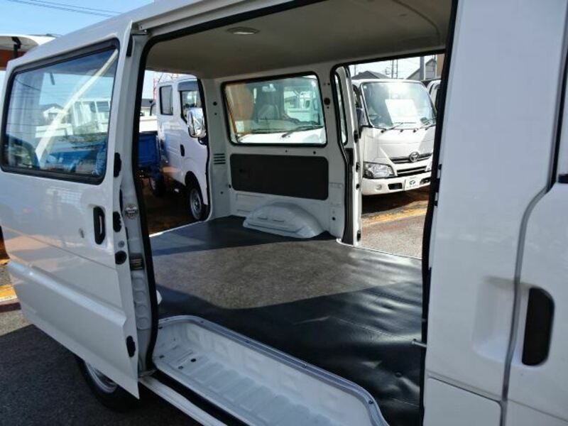 BONGO VAN