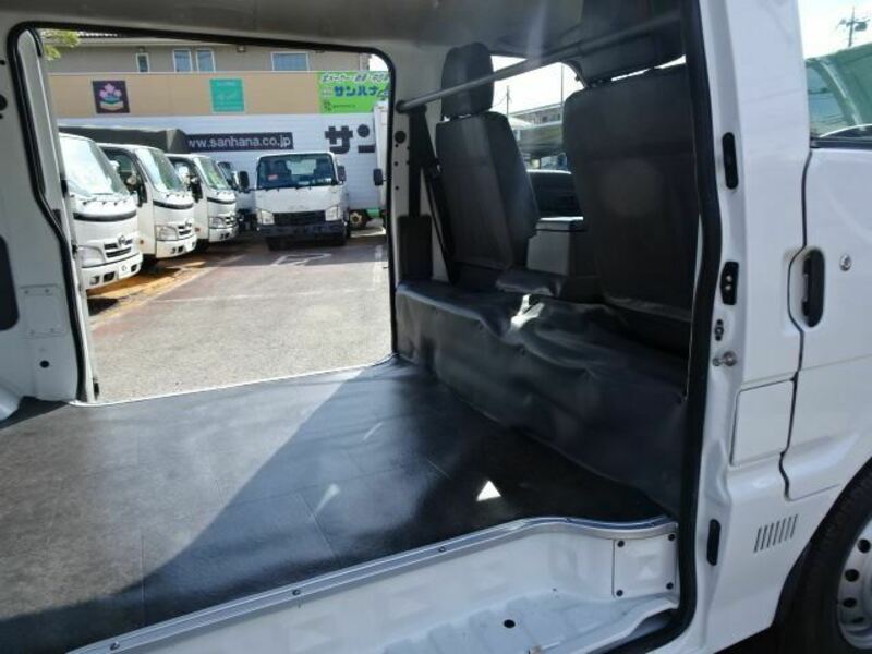 BONGO VAN
