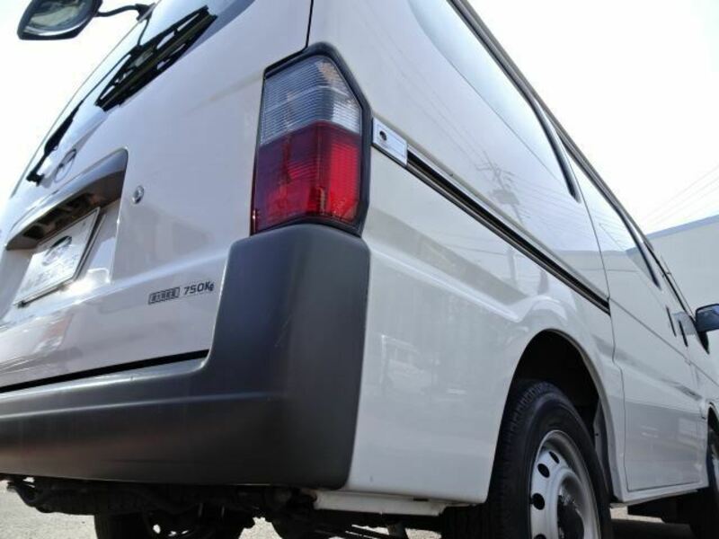 BONGO VAN
