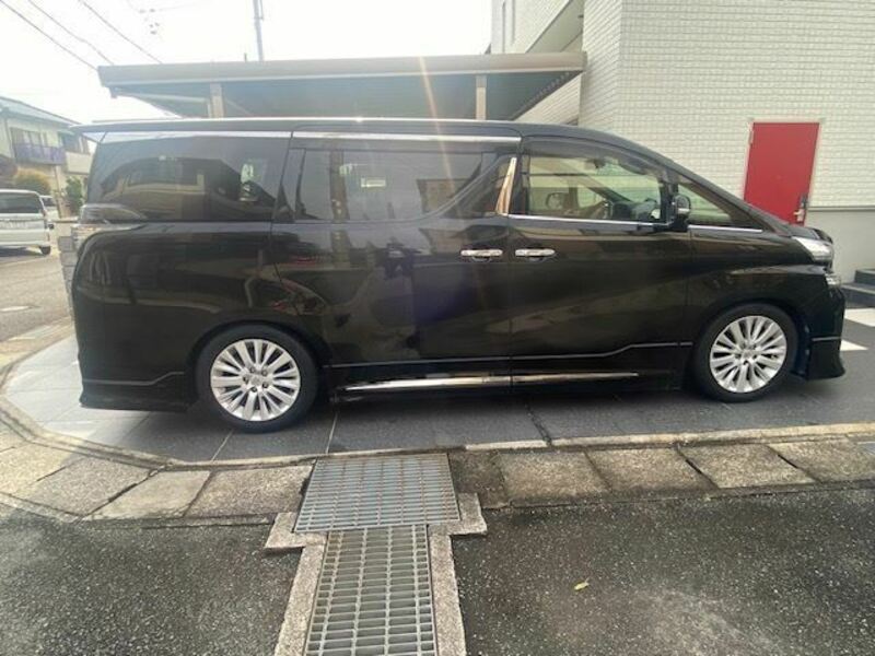 VELLFIRE-5