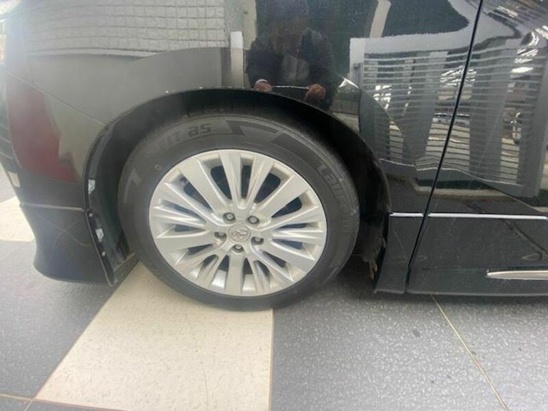 VELLFIRE-11