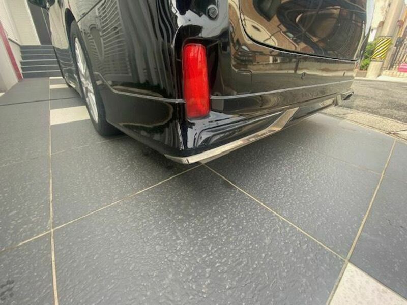 VELLFIRE-14
