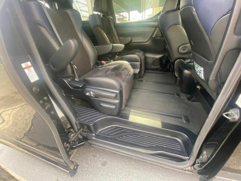 VELLFIRE-16