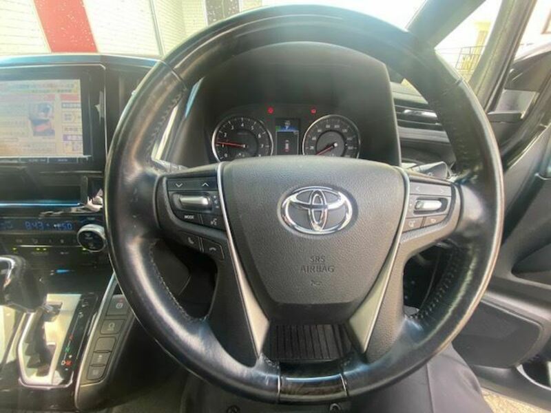 VELLFIRE-27