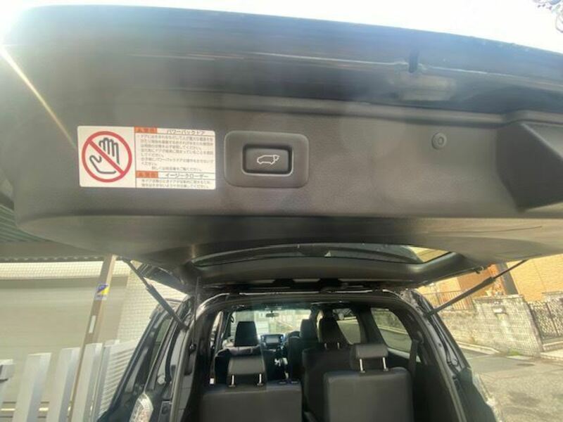VELLFIRE-35