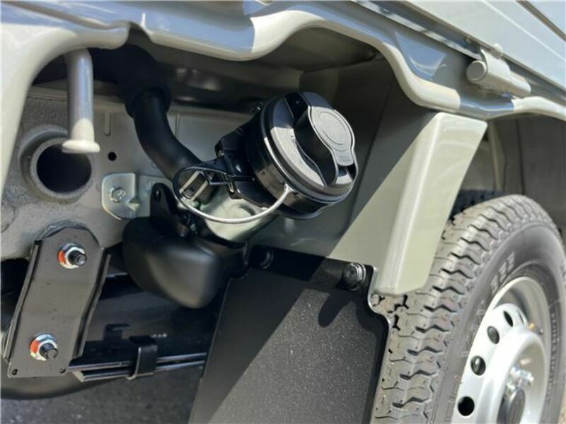 CARRY TRUCK-37