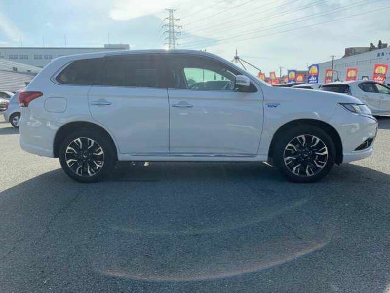 OUTLANDER PHEV