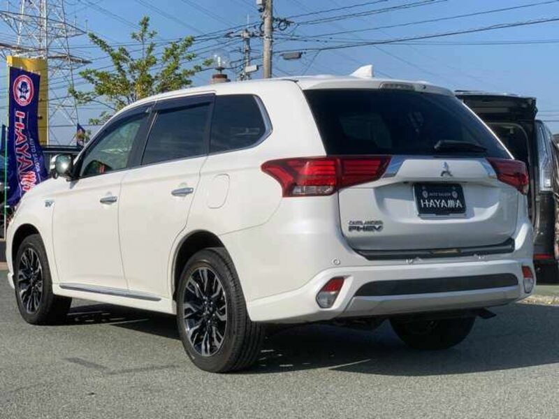 OUTLANDER PHEV