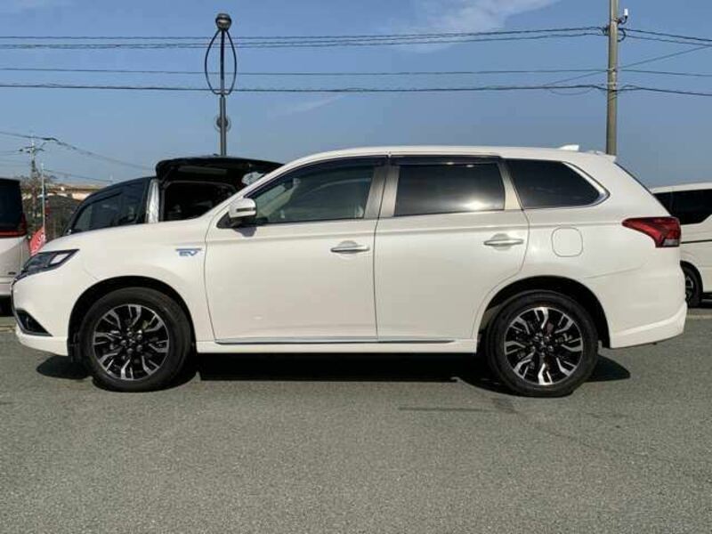 OUTLANDER PHEV
