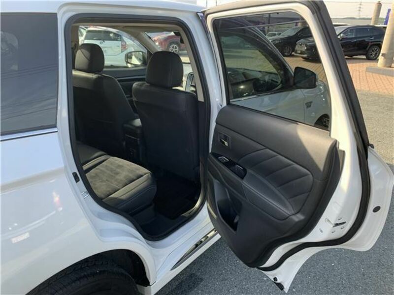 OUTLANDER PHEV