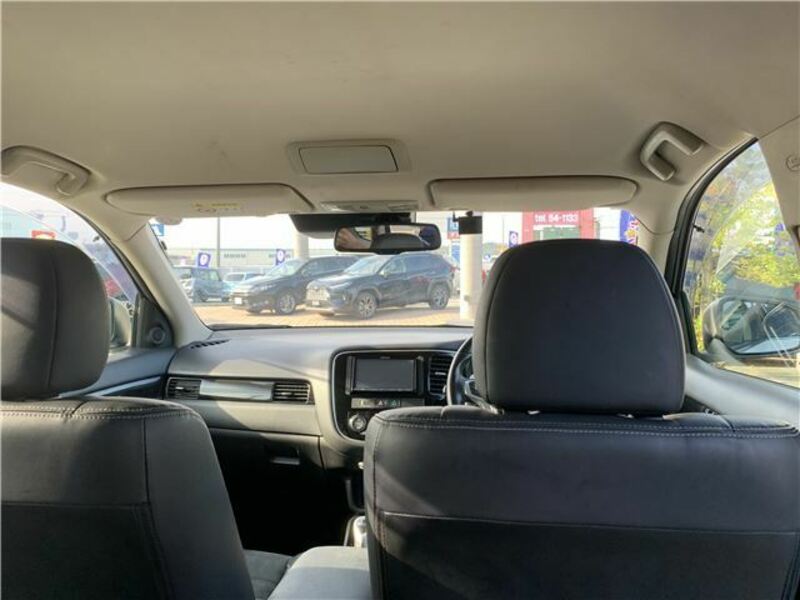 OUTLANDER PHEV