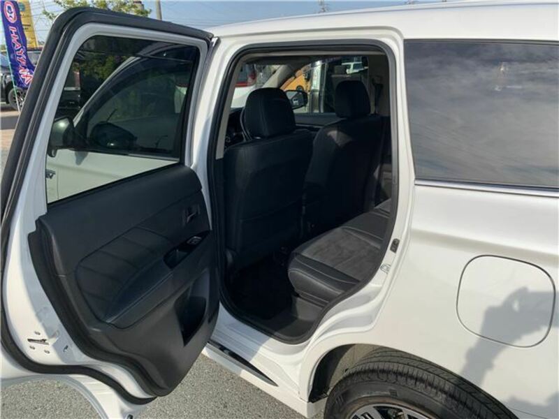 OUTLANDER PHEV