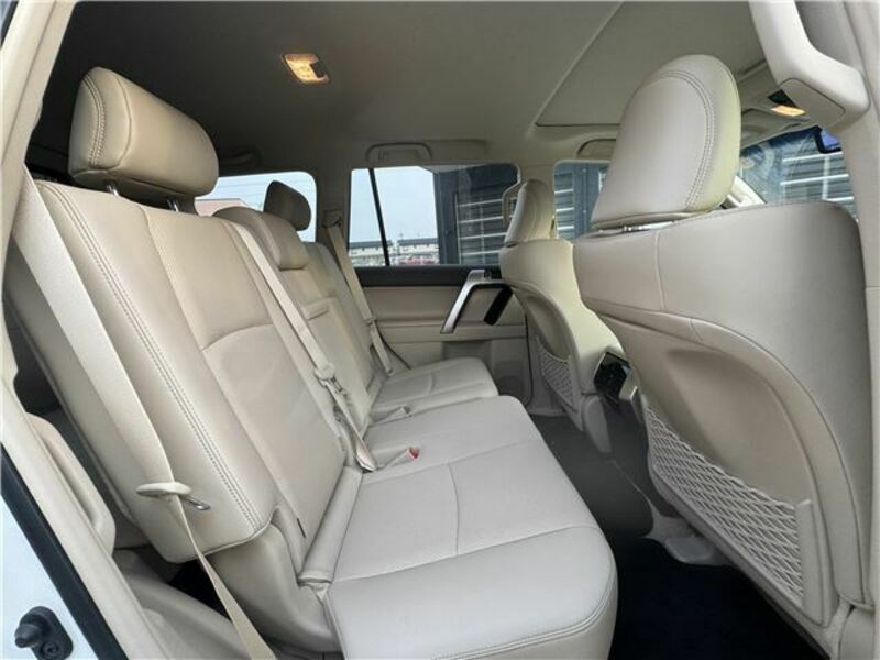 LAND CRUISER PRADO-29