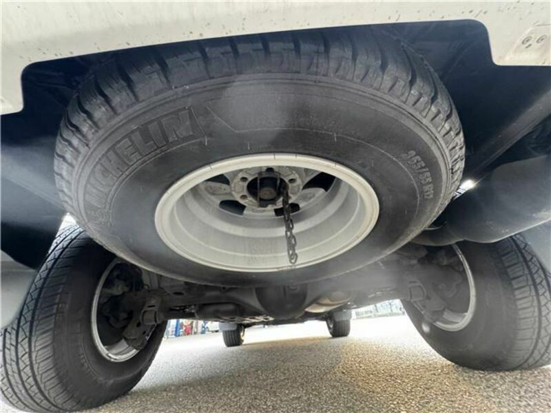 LAND CRUISER PRADO-34