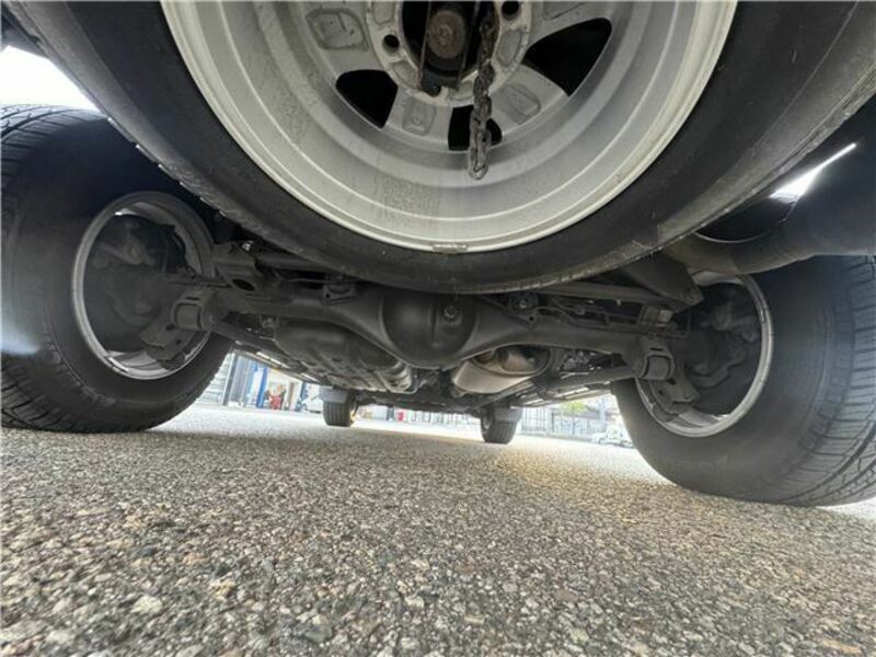 LAND CRUISER PRADO-35