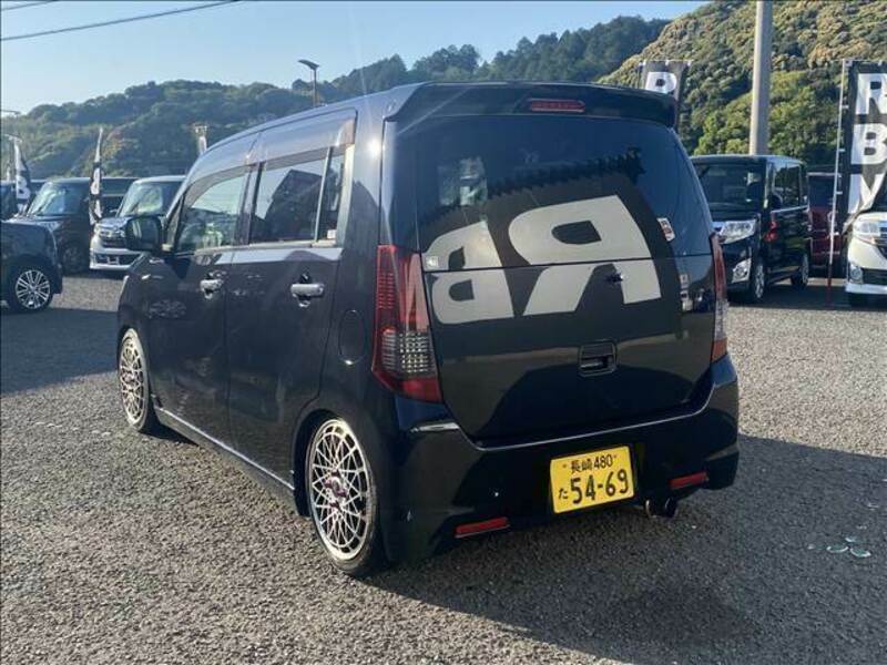 WAGON R-3