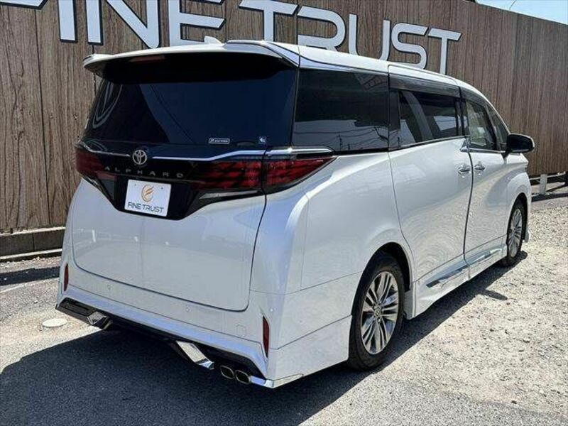 ALPHARD-15