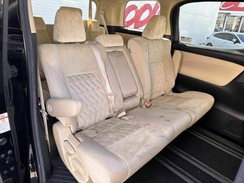 VELLFIRE-5