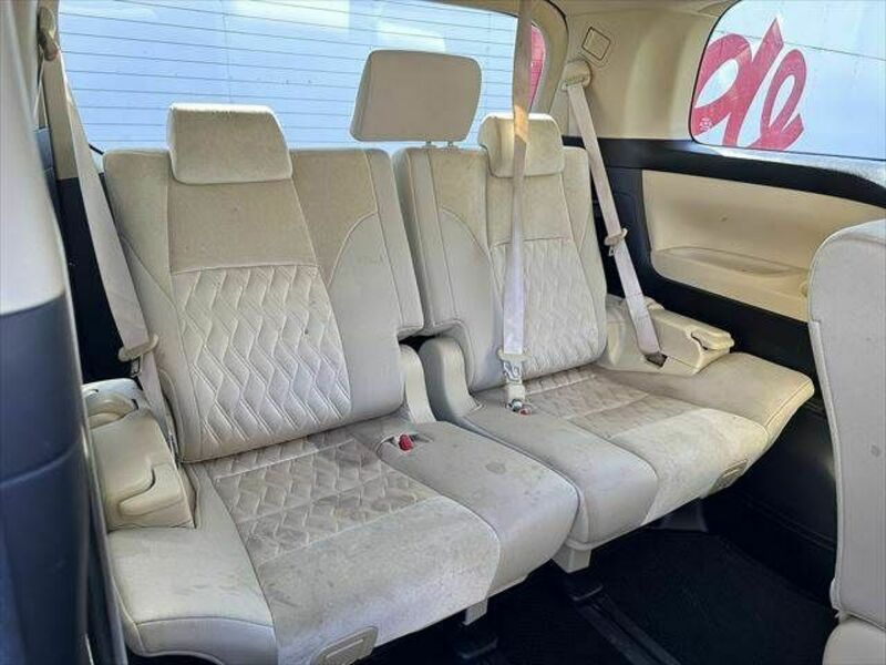 VELLFIRE-6