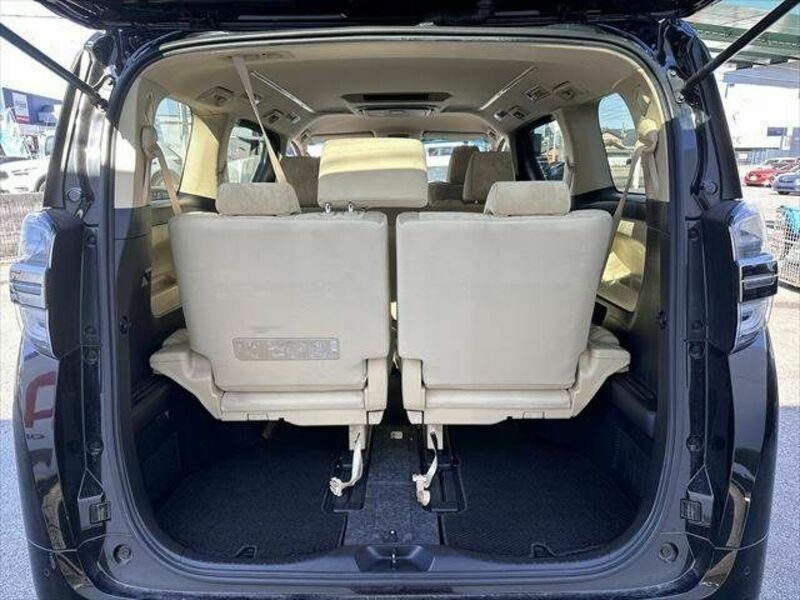 VELLFIRE-7