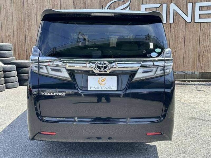 VELLFIRE-16
