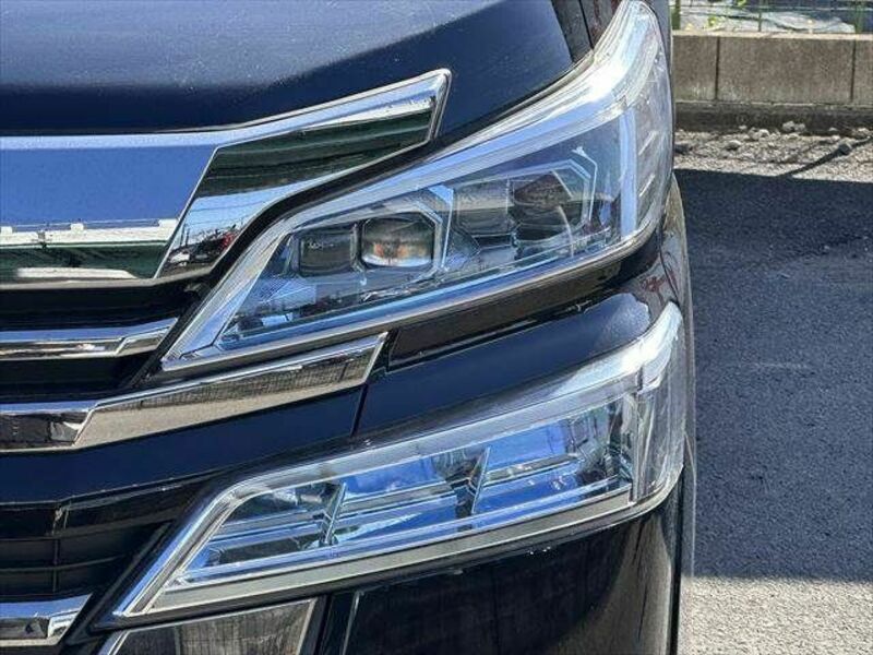 VELLFIRE-19