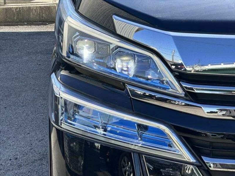 VELLFIRE-28