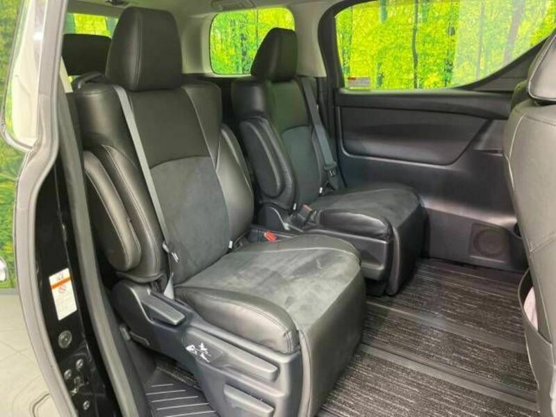 VELLFIRE-9