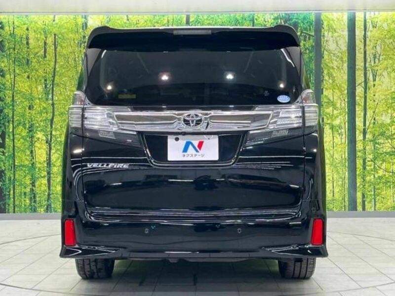 VELLFIRE-16