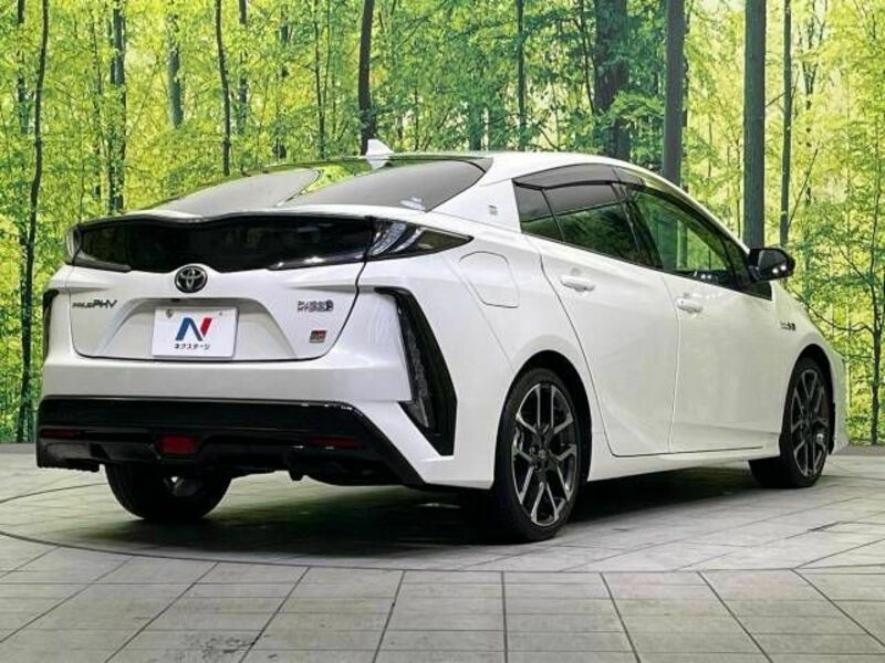 PRIUS PHV