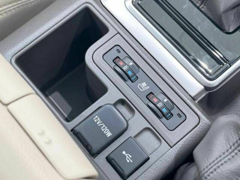 LAND CRUISER PRADO-4