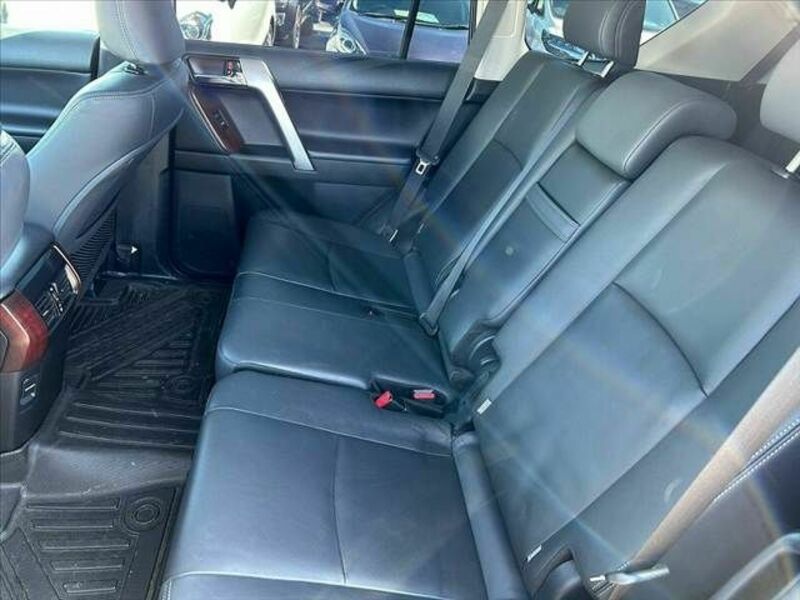 LAND CRUISER PRADO-17