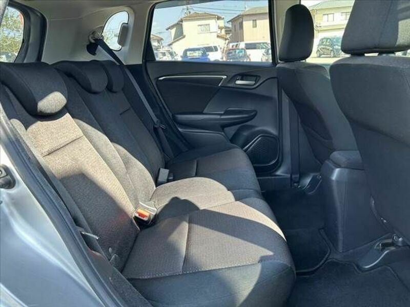 FIT HYBRID-18